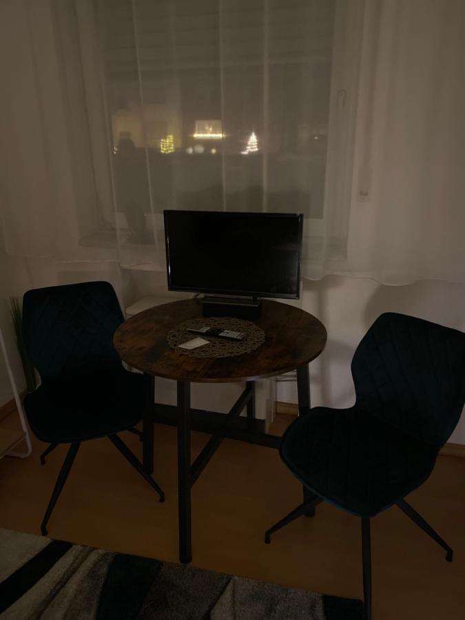 Katalin Kovacs Apartment Frechen Bagian luar foto