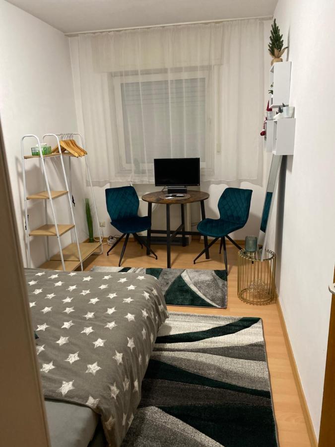 Katalin Kovacs Apartment Frechen Bagian luar foto